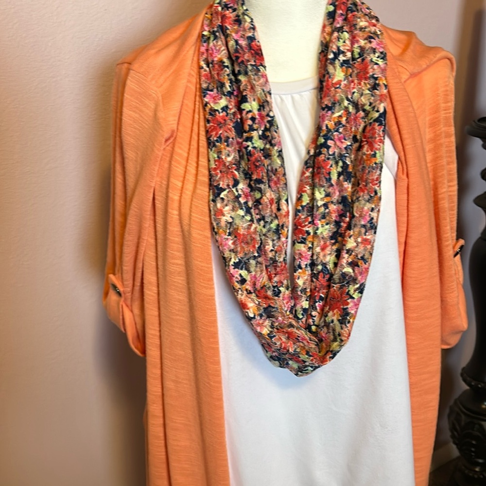 Dress top with Jacey top and removable scarf